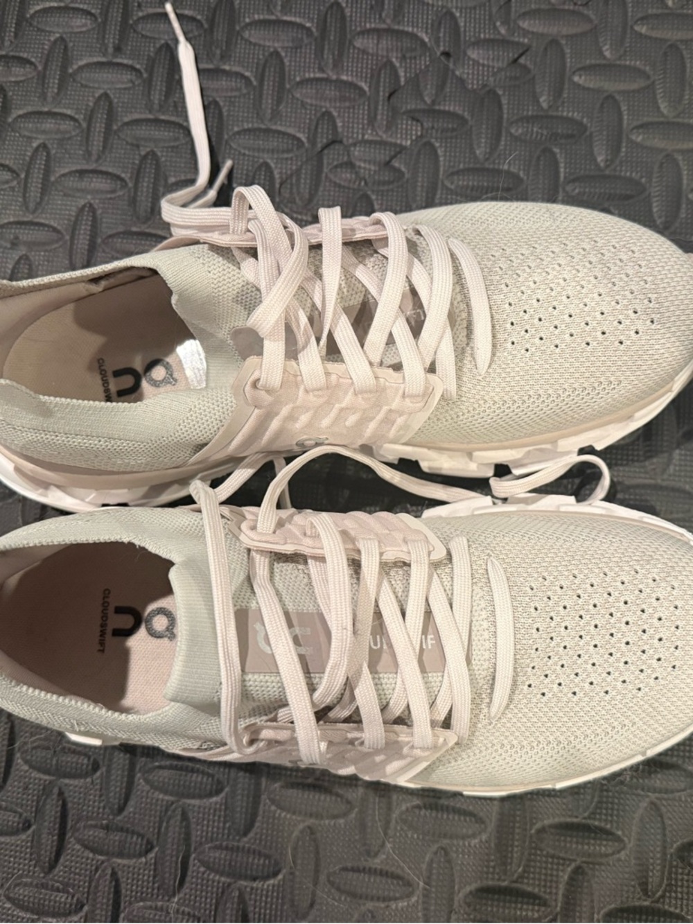 On Running Cloudswift Women's Athletic Shoes in Pale Beige and White - Picture 2 of 8